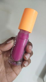 Raveena chahuan review photo