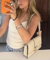 S G review photo