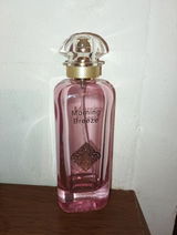DG. review photo