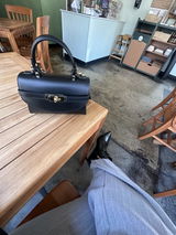 R review photo