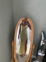 Lindsay review photo