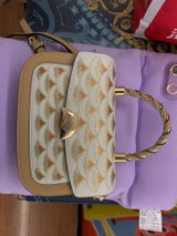 Isabella Brown review photo