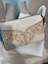 Anna Wang review photo