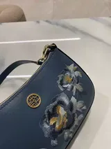 Lysandra review photo