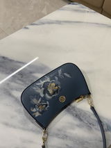 Lysandra review photo