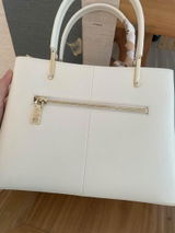 A review photo