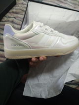 Ms B review photo
