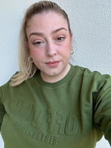 Dayna review photo