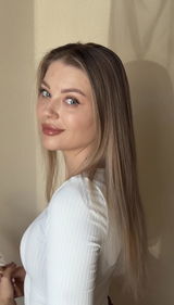 Yuliia Snidevych review photo