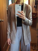 Lara Zinn B review photo