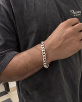 Yug Sharma review photo