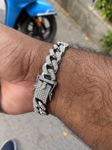 Srinivas review photo