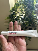 D L. review photo