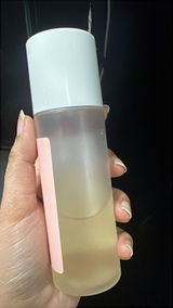 Amna Waheed review photo