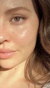 Emily review photo