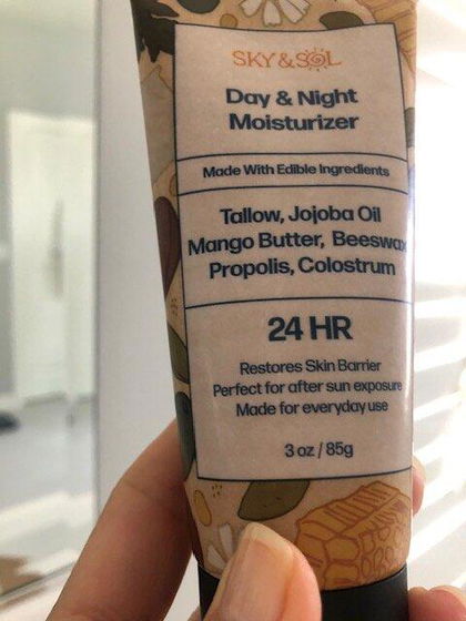 Photo shared by verified buyer Kris P. with their Sky & Sol Everything Cream