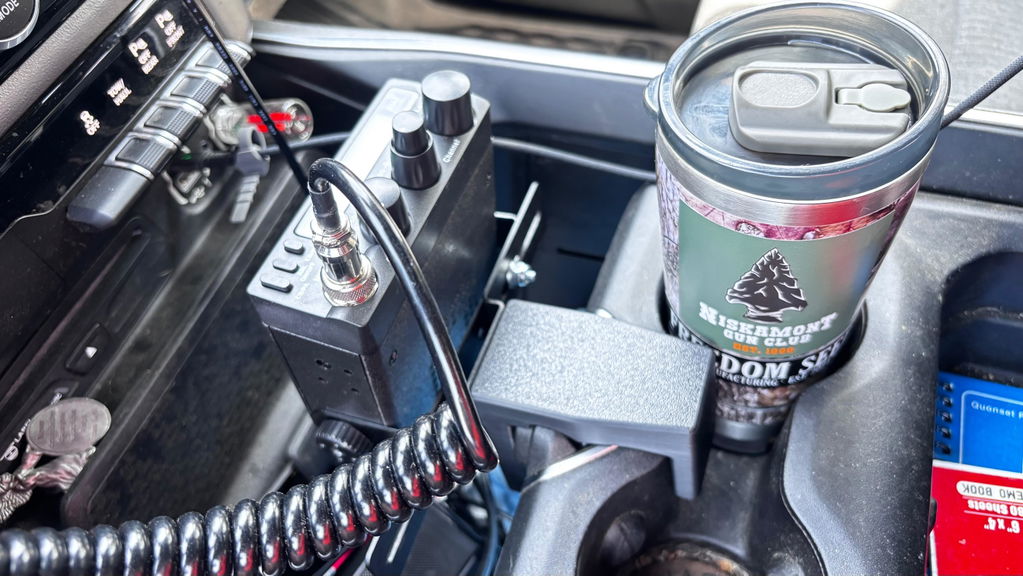 Radio Mount | 2019+ 5th Gen RAM With Full-Length Center Floor Console (Sliding Tray Without Cover)