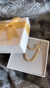 chloé w review photo