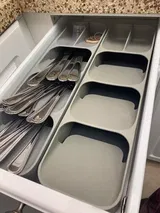 Compact Cutlery Organizer