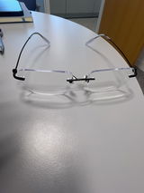 B review photo