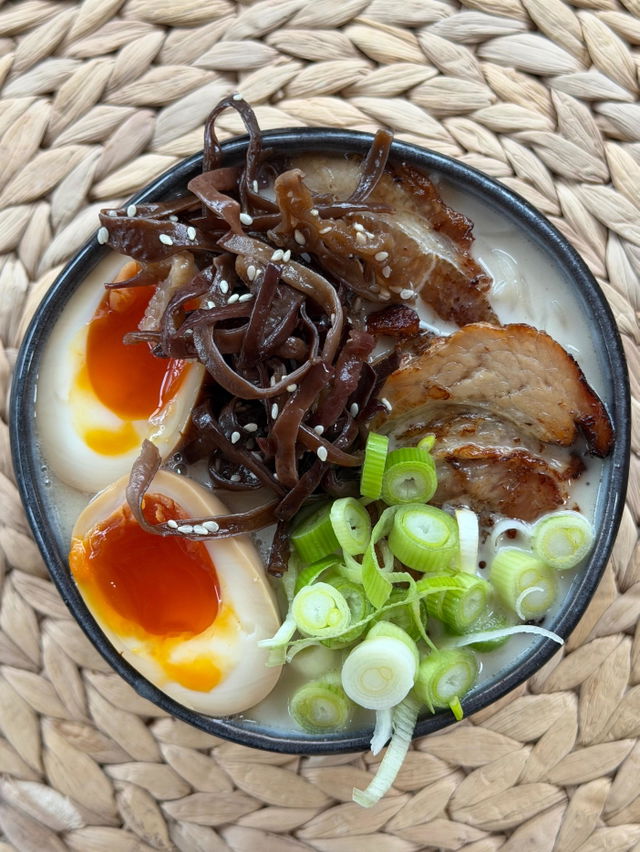 Kieran's own bowl, from their review