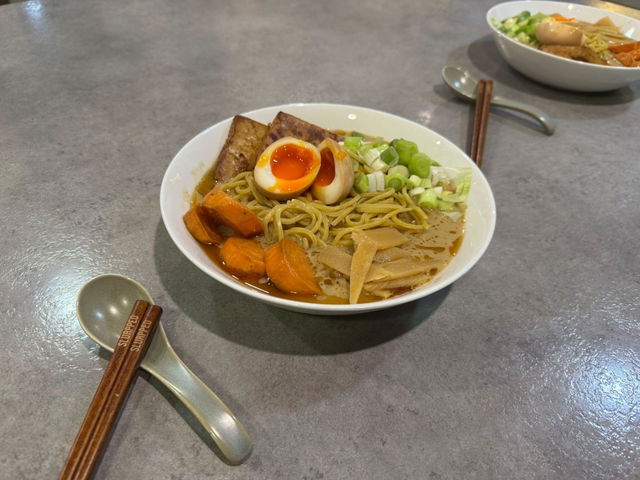 Anonymous's own bowl, from their review