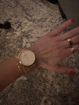 Caroline Schell review photo