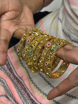 Divya Luthra review photo