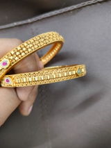 Radha Parmar review photo