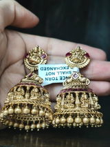 Ishita Mahajan review photo