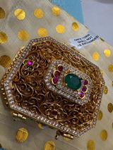 Zara Munshi review photo
