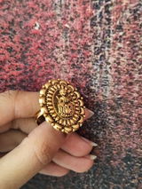 Ishika Maheshwari review photo
