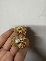Anusha Dhingra review photo