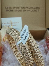 Veda Arora review photo