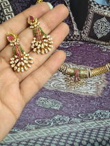 Simran Khanna review photo