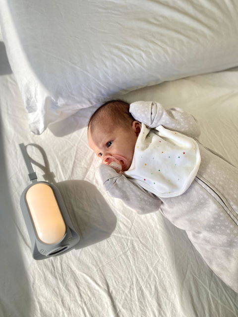 SmileyBubblyBaby White Noise Machine - Baby Sleep Soother & Night Light
