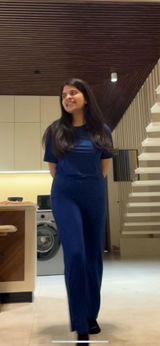 Sandhya review photo