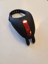 m review photo