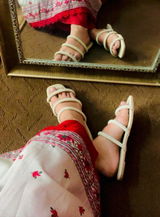 Hiba khan review photo