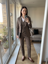 Olivia Bennett review photo