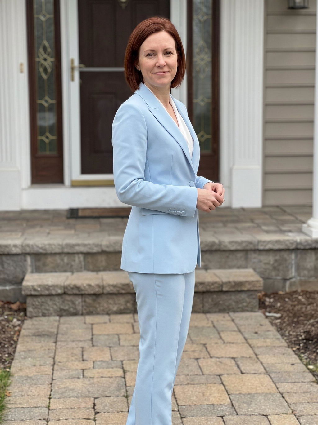 SoloveDress Women's 2 Piece Light Blue Solid Peak Lapel Suit (Blazer+Pants)