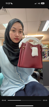 Amirah Esa review photo