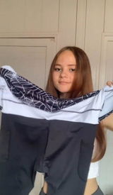 lisi_hernandz review photo