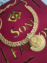 Mallika review photo