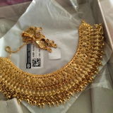 Saloni review photo