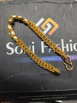 Dillu review photo