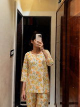 Isha gupta review photo