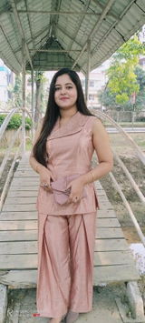 Shagun srivastava review photo