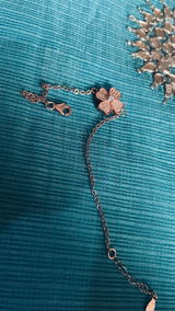 Meenal Malhotra review photo