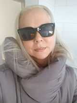 Fuschia White review photo